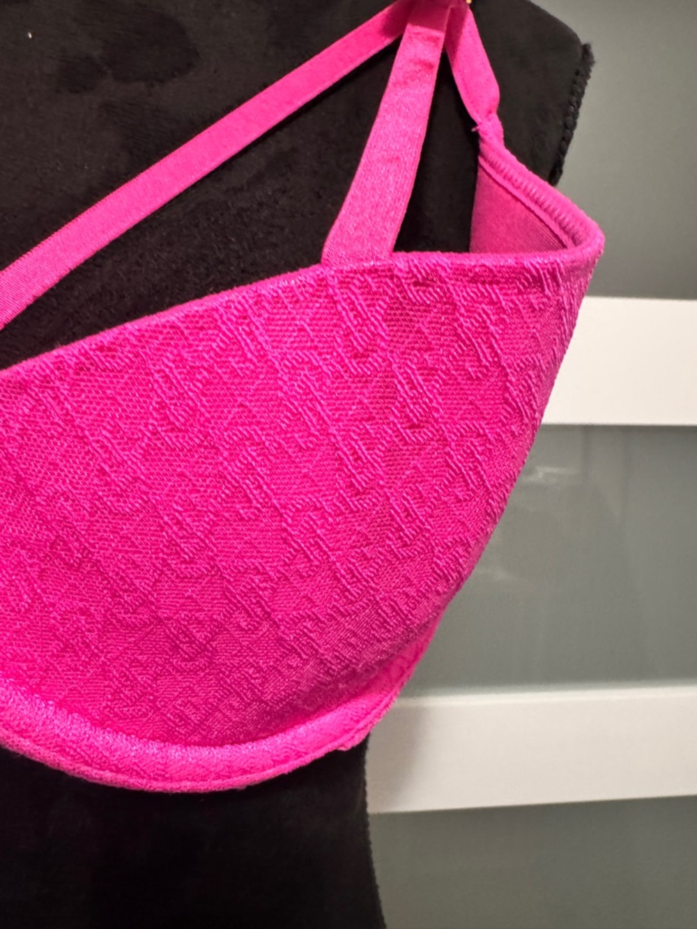 Victoria's Secret Lace Open-Cup Demi Bra Pink - Picture 4 of 10